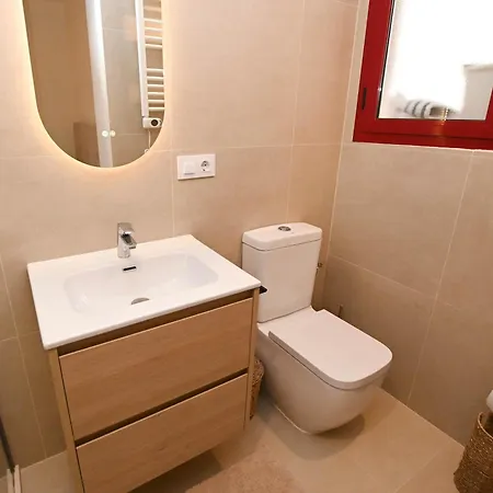 Ibiza Style Beachfront - Sea View & Pool Appartement Calp